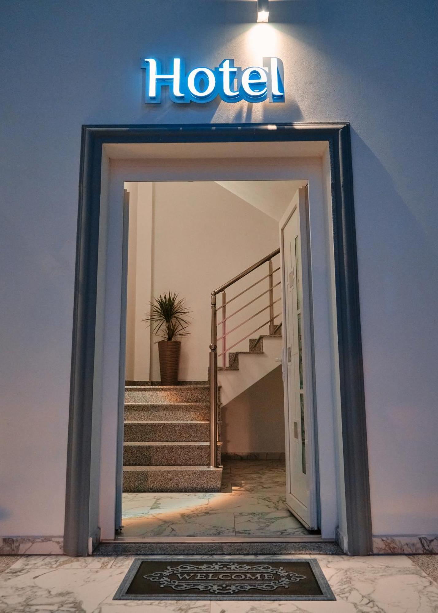 Montflux Hotel Boks エクステリア 写真